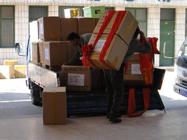 廣州搬家公司-居民搬家、大眾搬家，新房搬家、專業人工搬家